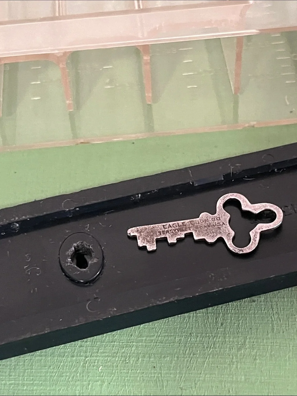 Acrylic Coin / Money Sorter w/ Eagle Lock Co. key Steampunk Vintage